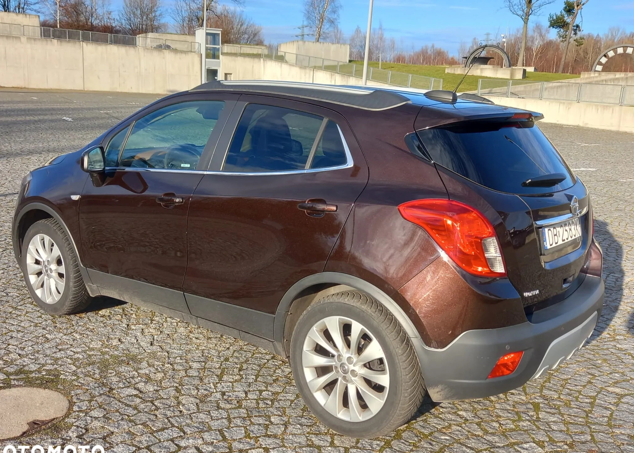 Opel Mokka cena 49600 przebieg: 122000, rok produkcji 2015 z Wałbrzych małe 121